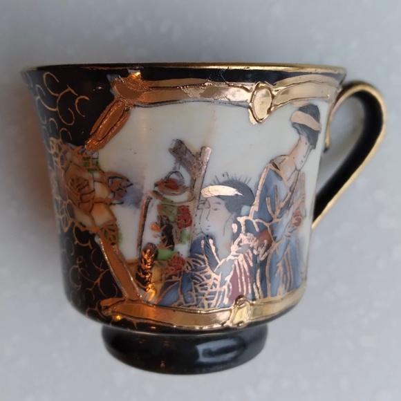 Japanese Theme Decorative Cups and Saucers Set of 5 - Picture 10 of 10